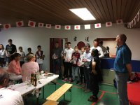 Überreichung Präsente und Verabschiedung